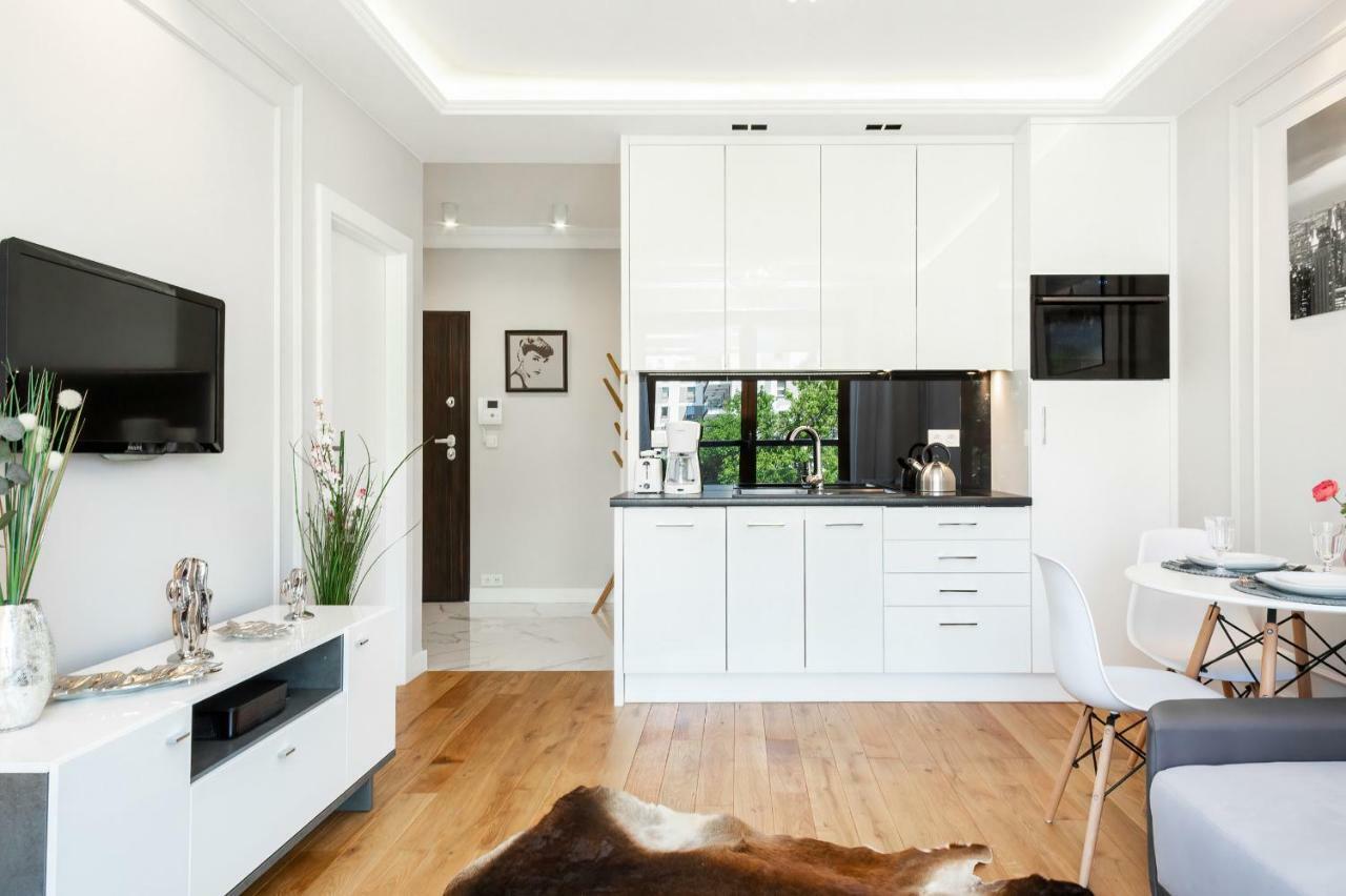 Apartments Warsaw Grzybowska By Renters Dış mekan fotoğraf