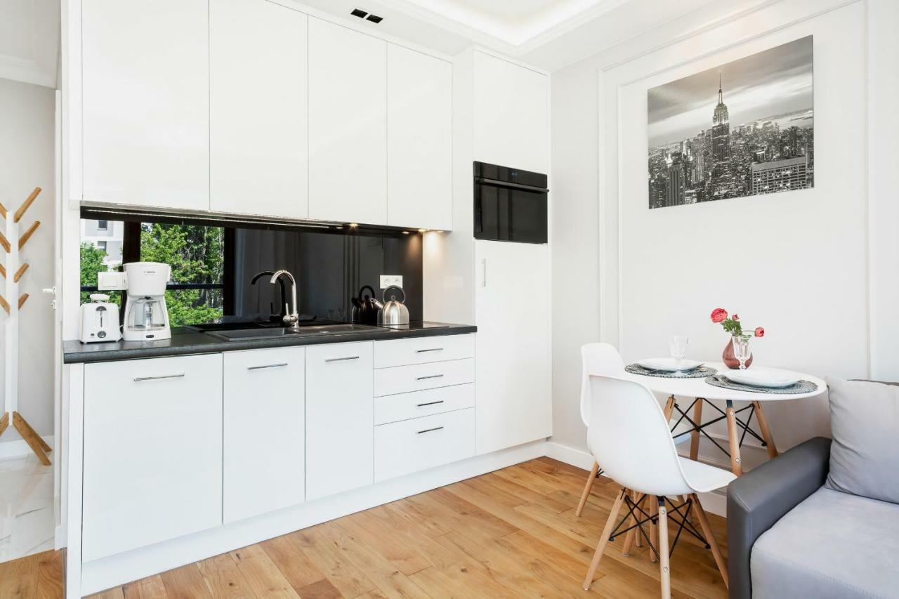 Apartments Warsaw Grzybowska By Renters Dış mekan fotoğraf